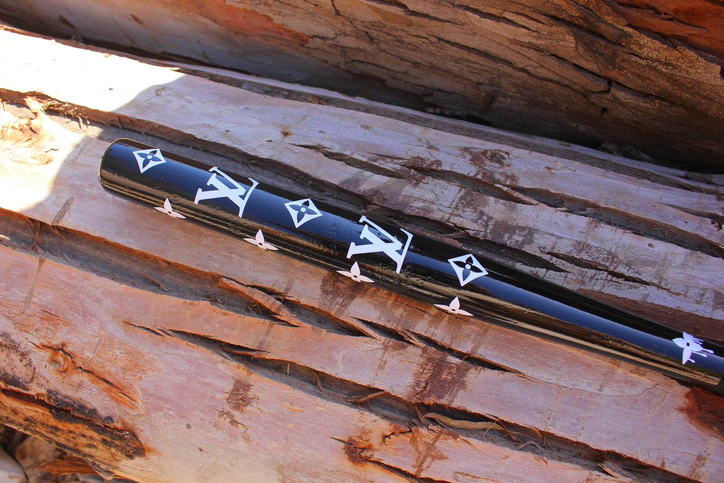 LV baseball bat